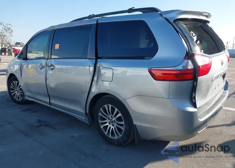 2020 Toyota Sienna Xle z USA, uszkodzony, nr VIN 5TDYZ3DC5LS050229